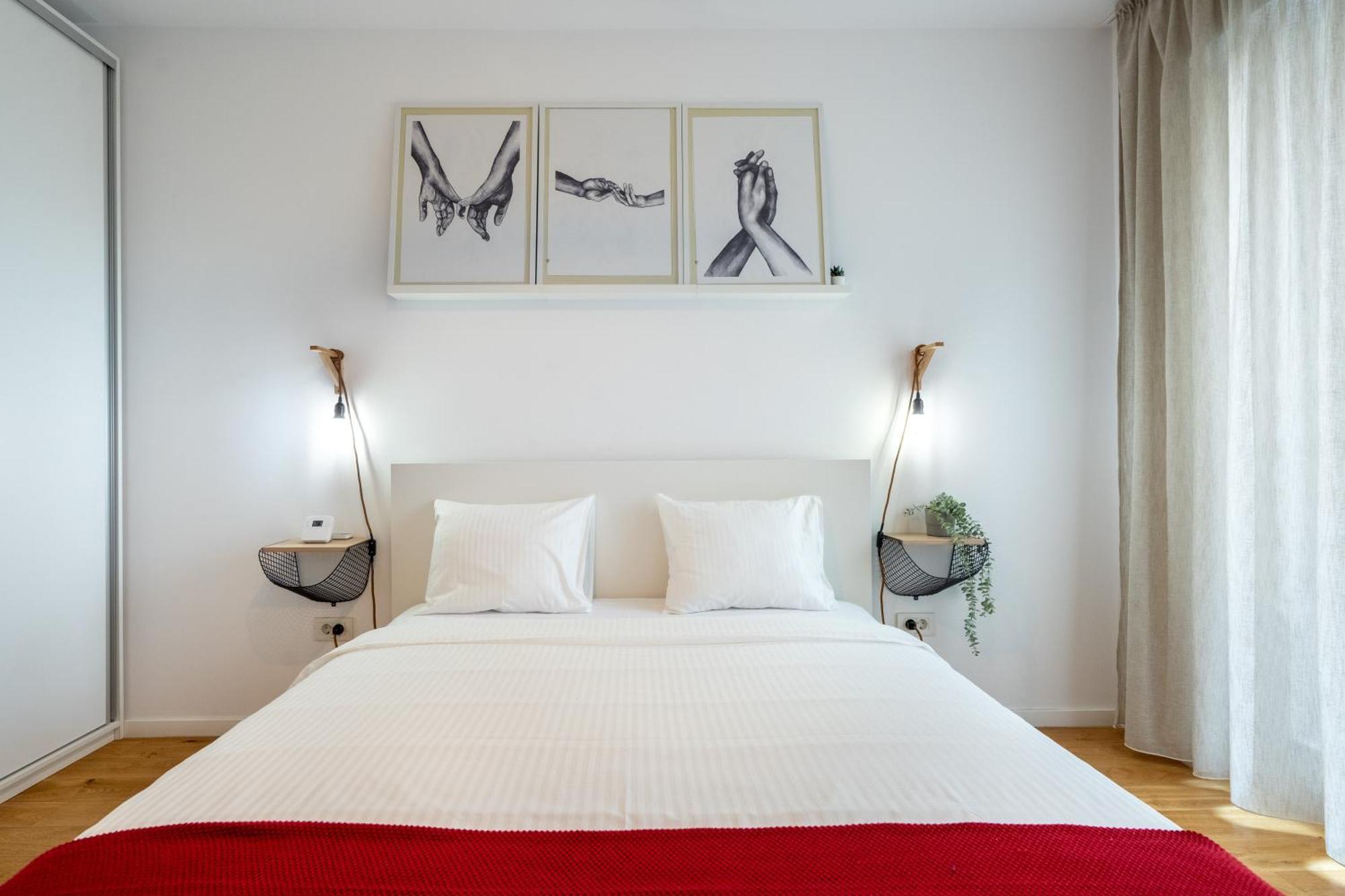 Papini'S Apartment -Apartment With Big Terrace บูคาเรสต์ ภายนอก รูปภาพ