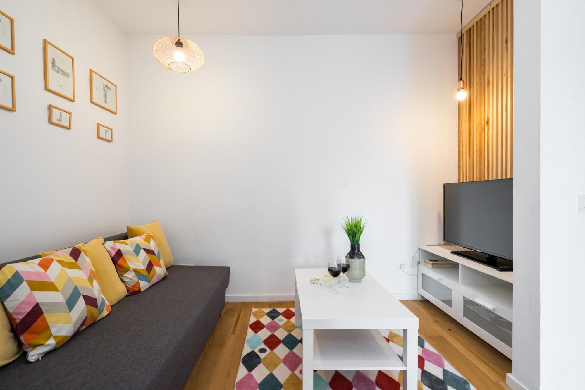 Papini'S Apartment -Apartment With Big Terrace บูคาเรสต์ ภายนอก รูปภาพ